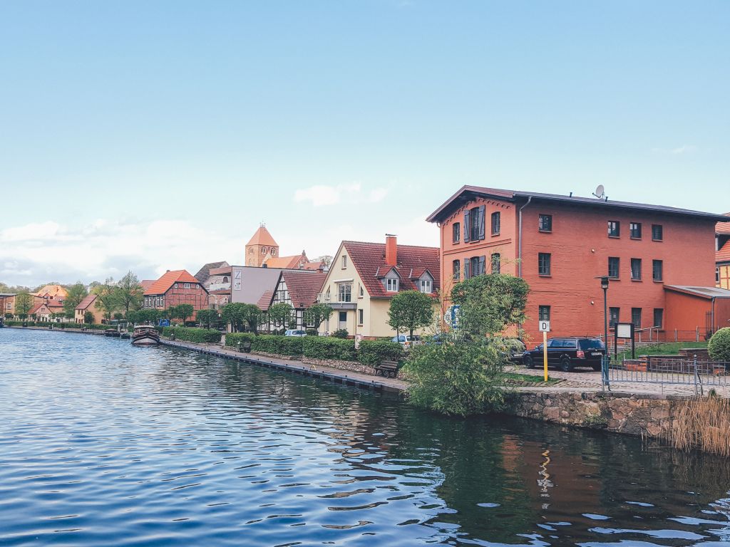 Mecklenburgische Seenplatte: Meine Tipps für einen Hausboot Urlaub in Deutschland