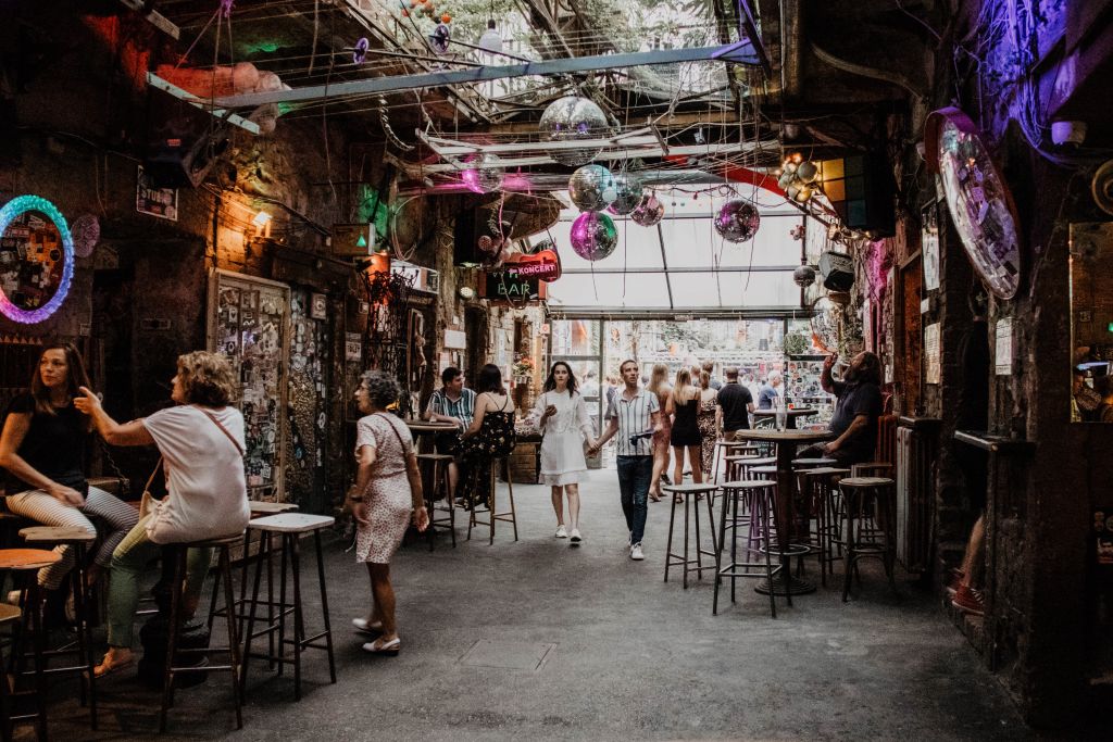 Die Szimpla Kert Ruinenbar in Budapest