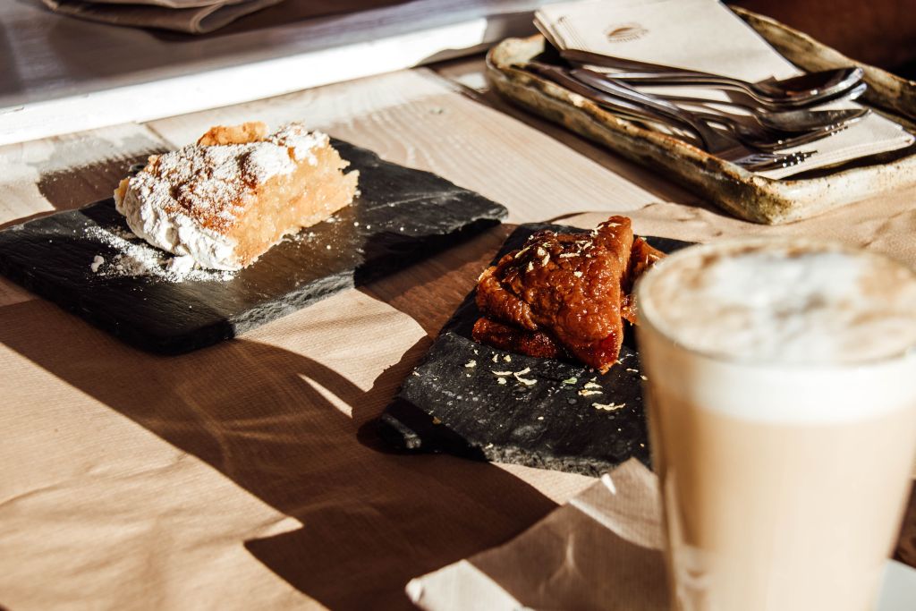 Desserts im Restaurant Luar da Foia